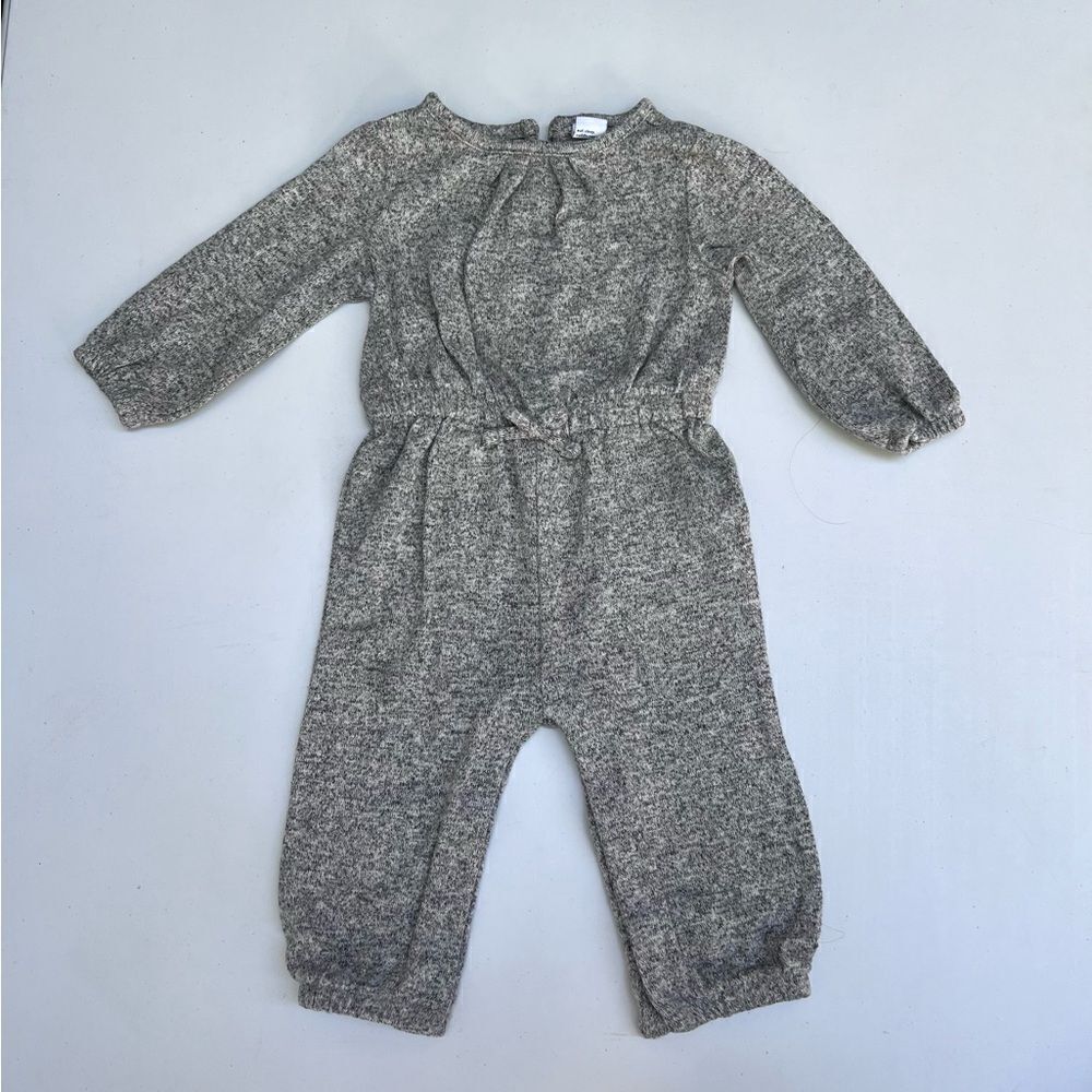 Old Navy Toddler Girl Gray Jumpsuit Months Bottom Snap Buttons 6-12 months